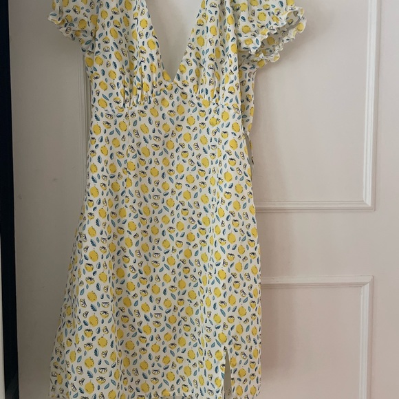 Princess Polly lemon Dress US size 4 - Picture 2 of 5